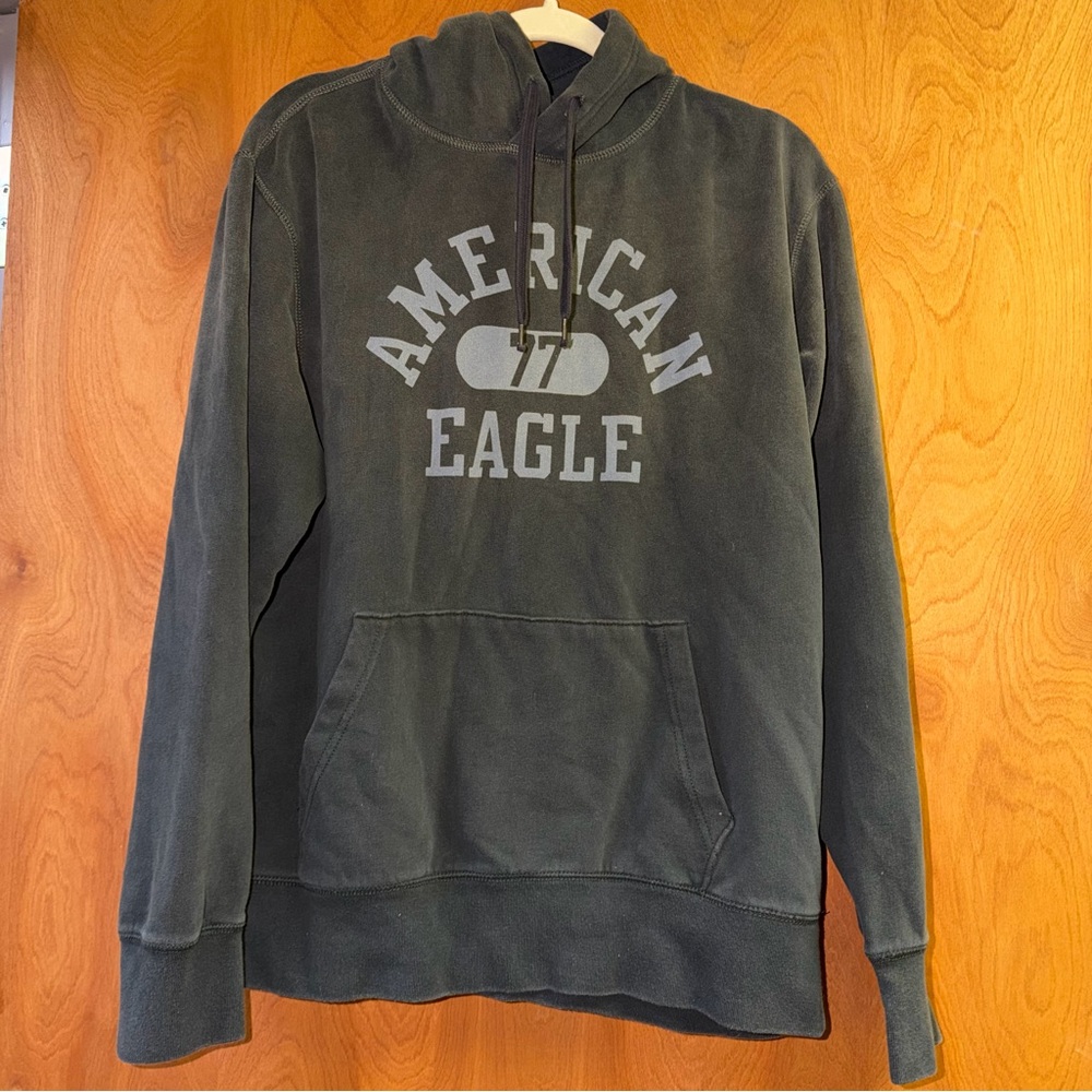 American Eagle Outfitters Men's Pullover Hoodie Size Medium Charcoal Gray Logo